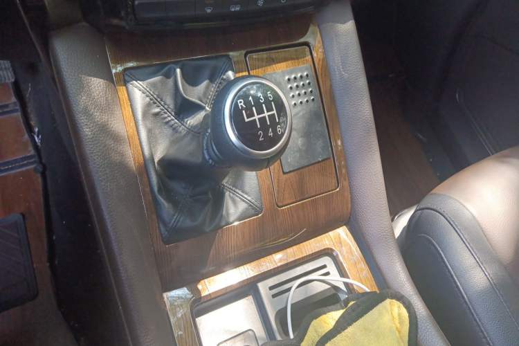 Used FORTHING M7 2021 1.8T Manual Luxury Model Gear Lever