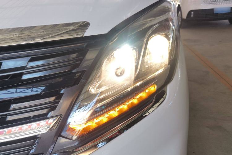 Used FORTHING M7 2021 1.8T Manual Luxury Model Left Front Headlight