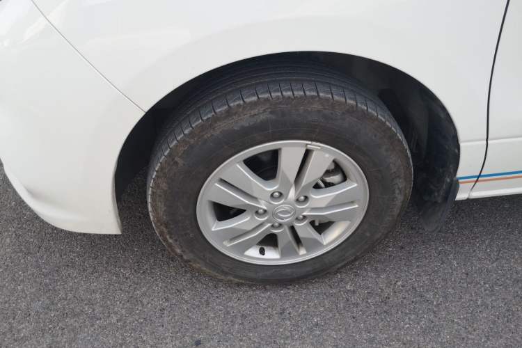 Used FORTHING M7 2021 1.8T Manual Luxury Model Left Front Wheel Hub