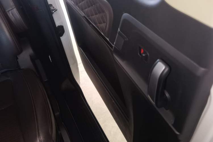 Used FORTHING M7 2021 1.8T Manual Luxury Model Left Rear Door Interior