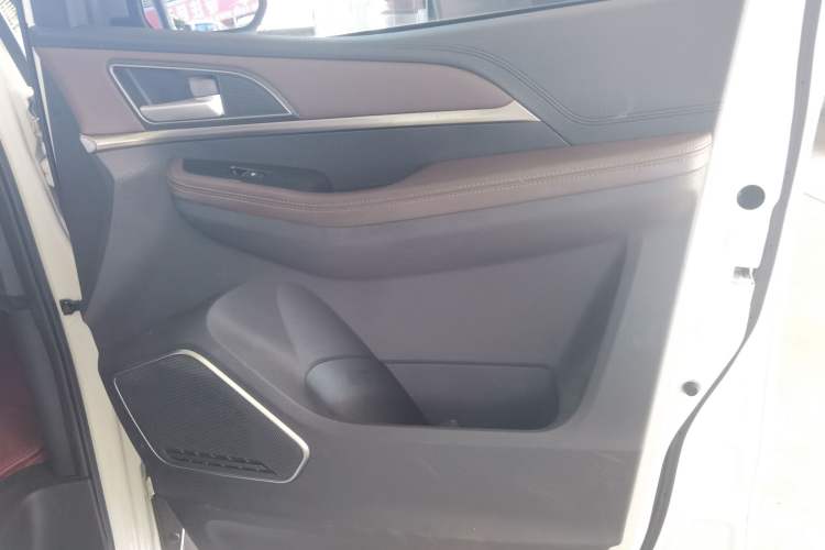 Used FORTHING M7 2021 1.8T Manual Luxury Model Right Front Door Interior