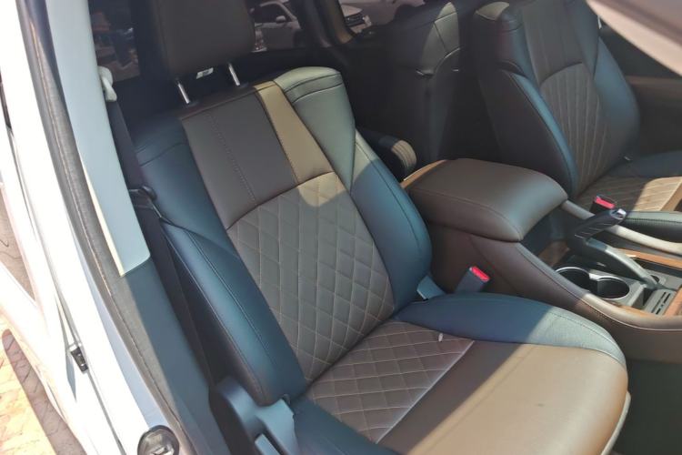 Used FORTHING M7 2021 1.8T Manual Luxury Model Right Front Seat