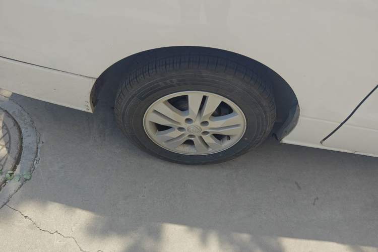 Used FORTHING M7 2021 1.8T Manual Luxury Model Right Front Wheel Hub