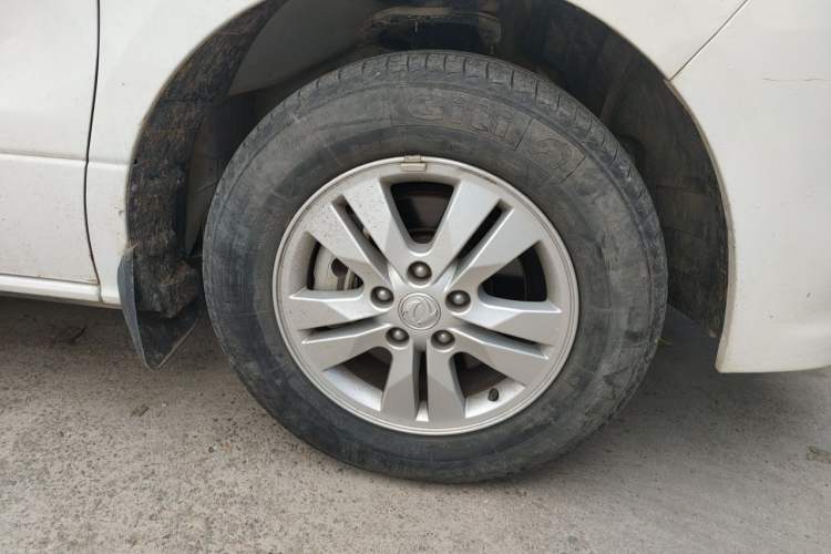 Used FORTHING M7 2021 1.8T Manual Luxury Model Right Front Wheel Hub