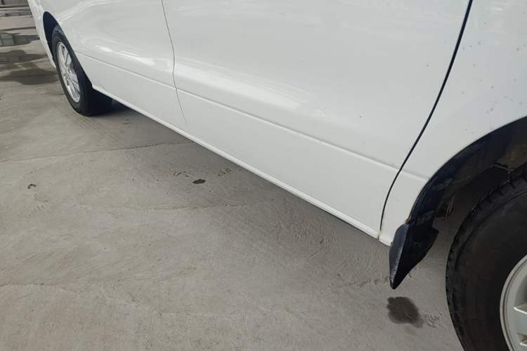 Used FORTHING M7 2021 1.8T Manual Luxury Model Right Side Sill