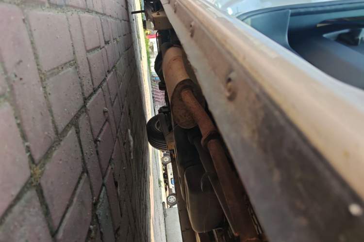 Used FORTHING M7 2021 1.8T Manual Luxury Model Right Side Sill