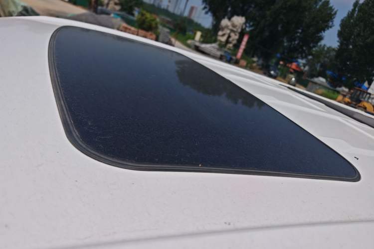 Used FORTHING M7 2021 1.8T Manual Luxury Model Roof