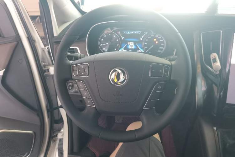 Used FORTHING M7 2021 1.8T Manual Luxury Model Steering Wheel