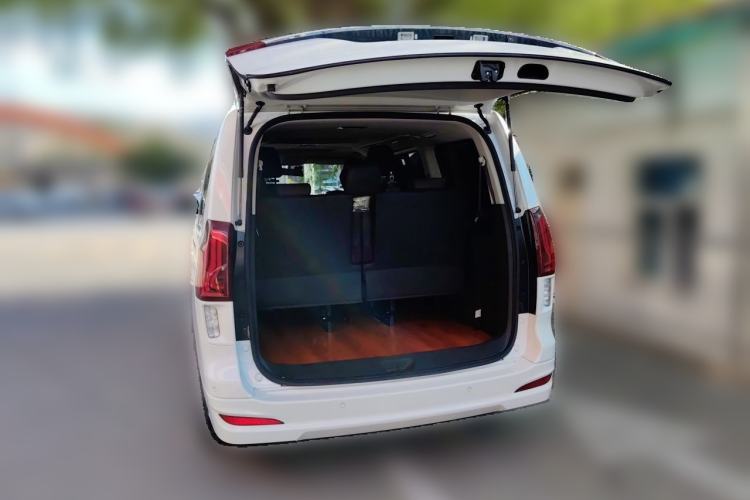 Used FORTHING M7 2021 1.8T Manual Luxury Model Trunk