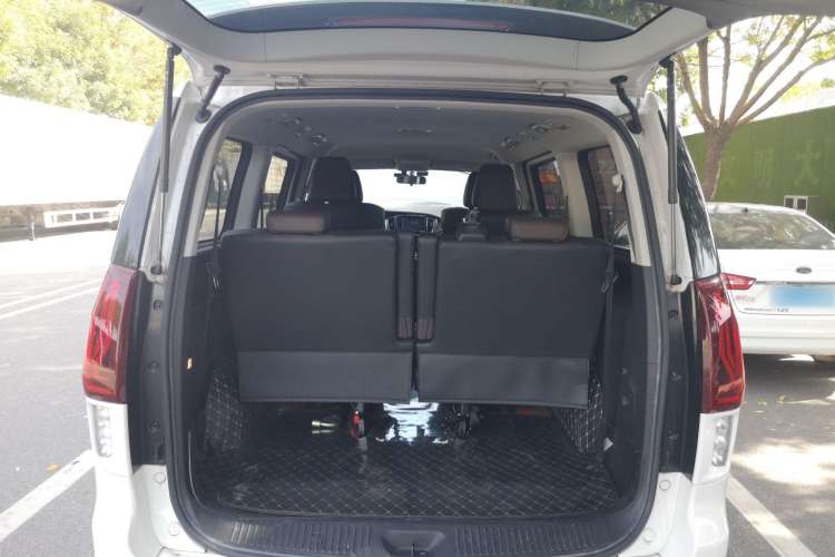 Used FORTHING M7 2021 1.8T Manual Luxury Model Trunk