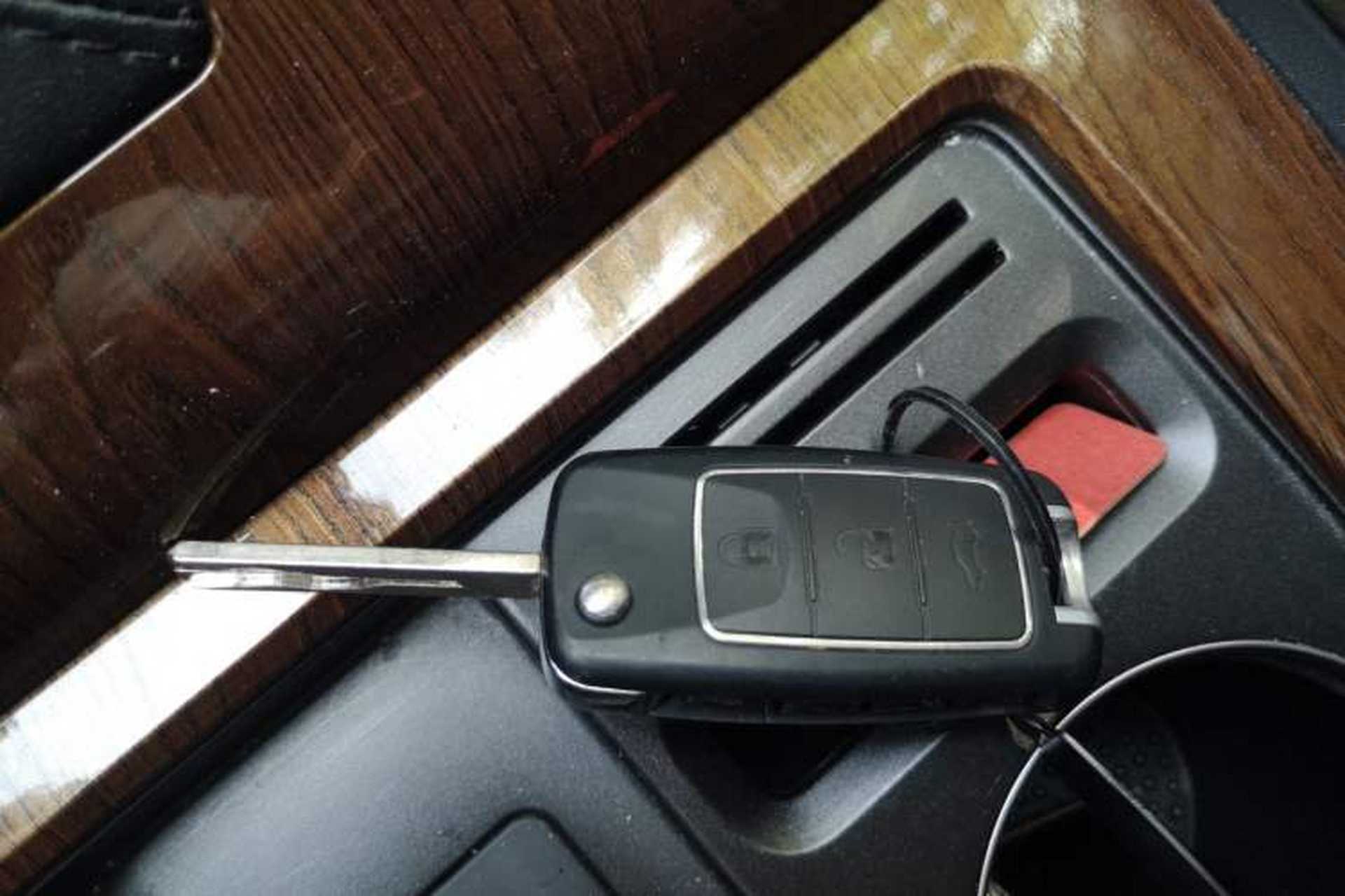 Used FORTHING M7 2021 1.8T Manual Luxury Model Vehicle Key