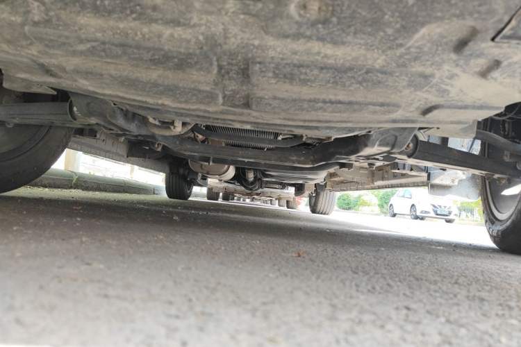 Used FORTHING M7 2022 Lingjue Model 2.0T Automatic Marquis Edition Chassis Front