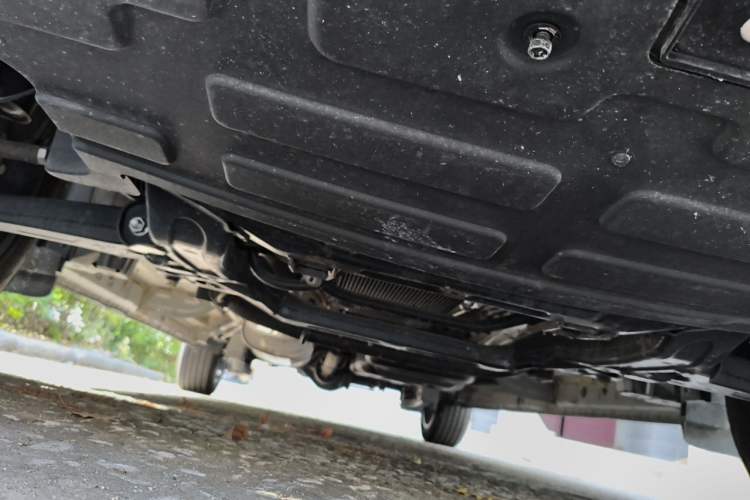 Used FORTHING M7 2022 Lingjue Model 2.0T Automatic Marquis Edition Chassis Front