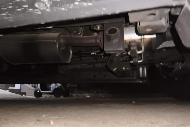 Used FORTHING M7 2022 Lingjue Model 2.0T Automatic Marquis Edition Chassis Front Right