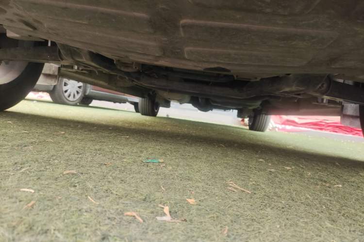 Used FORTHING M7 2022 Lingjue Model 2.0T Automatic Marquis Edition Chassis Front