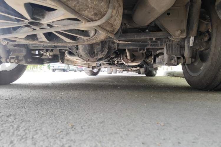 Used FORTHING M7 2022 Lingjue Model 2.0T Automatic Marquis Edition Chassis Rear
