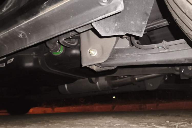 Used FORTHING M7 2022 Lingjue Model 2.0T Automatic Marquis Edition Chassis Rear Left
