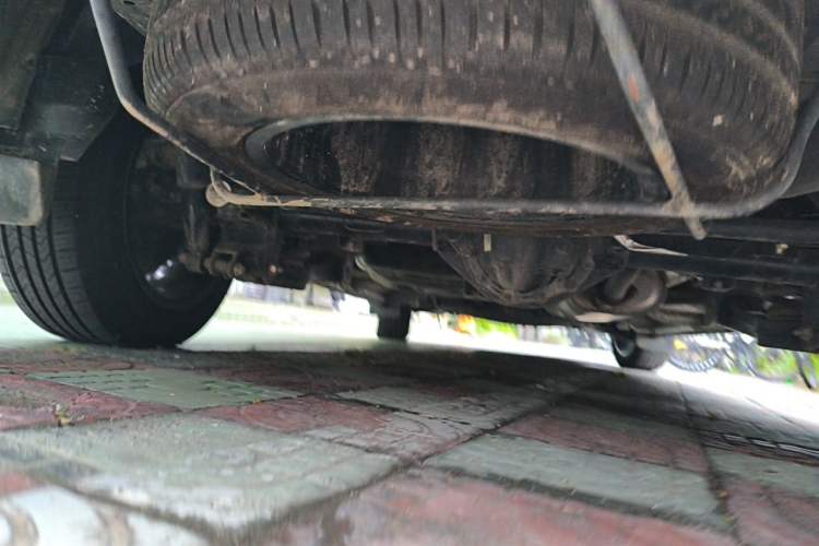 Used FORTHING M7 2022 Lingjue Model 2.0T Automatic Marquis Edition Chassis Rear