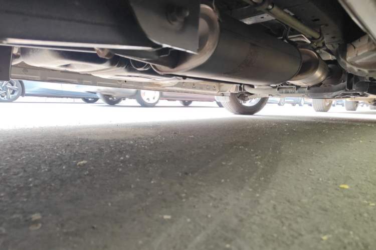 Used FORTHING M7 2022 Lingjue Model 2.0T Automatic Marquis Edition Chassis Rear Right