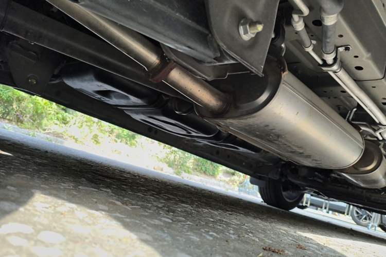 Used FORTHING M7 2022 Lingjue Model 2.0T Automatic Marquis Edition Chassis Rear Right
