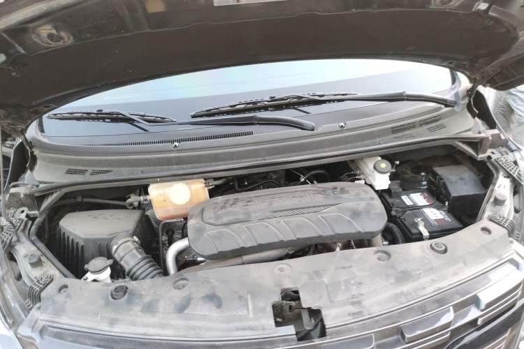 Used FORTHING M7 2022 Lingjue Model 2.0T Automatic Marquis Edition Engine Bay