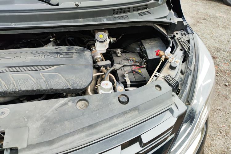 Used FORTHING M7 2022 Lingjue Model 2.0T Automatic Marquis Edition Engine Bay Left