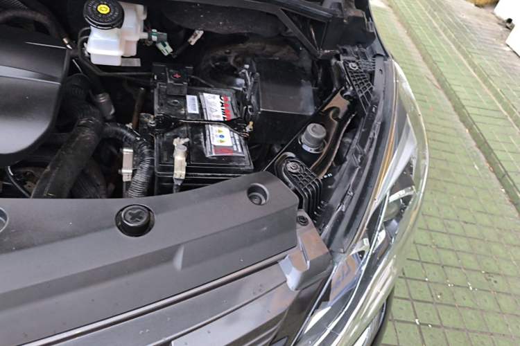 Used FORTHING M7 2022 Lingjue Model 2.0T Automatic Marquis Edition Engine Bay Left