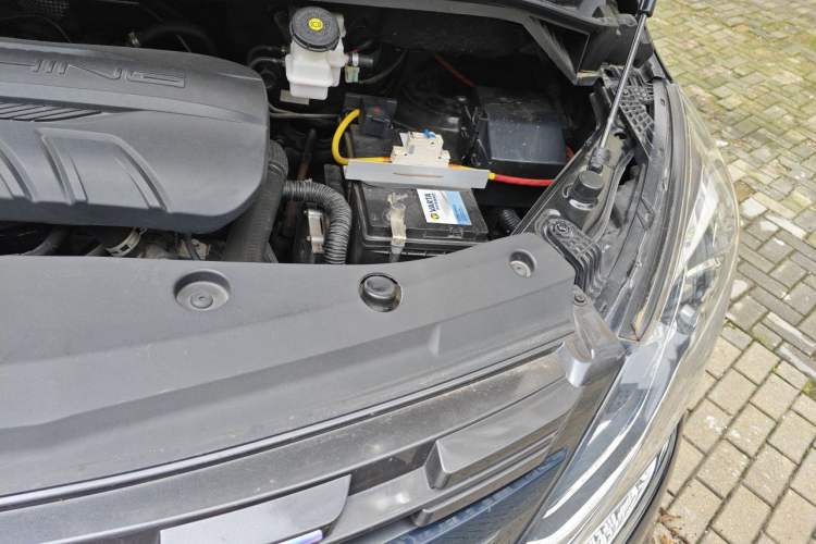 Used FORTHING M7 2022 Lingjue Model 2.0T Automatic Supreme Edition Engine Bay Left
