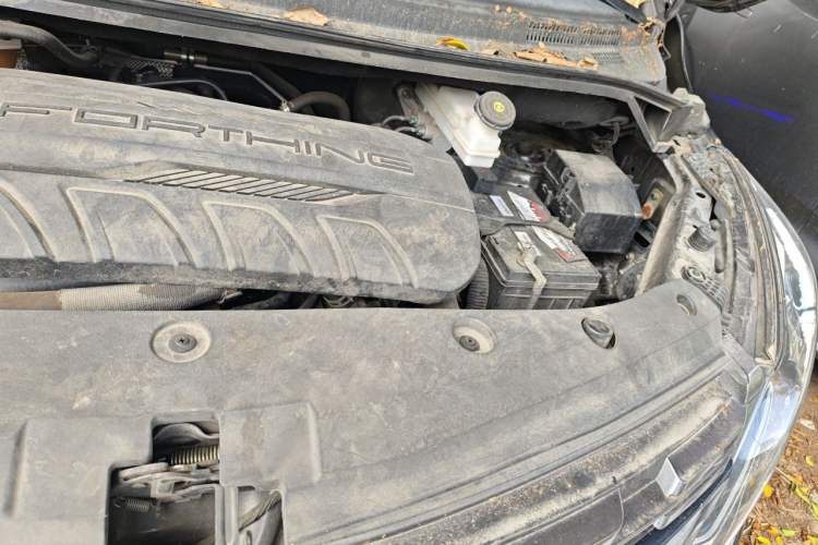 Used FORTHING M7 2022 Lingjue Model 2.0T Automatic Duke Edition Engine Bay Left