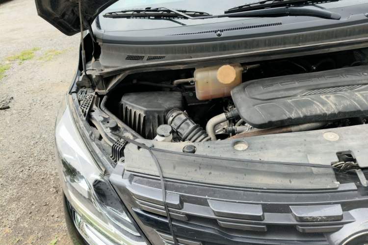 Used FORTHING M7 2022 Lingjue Model 2.0T Automatic Marquis Edition Engine Bay Right