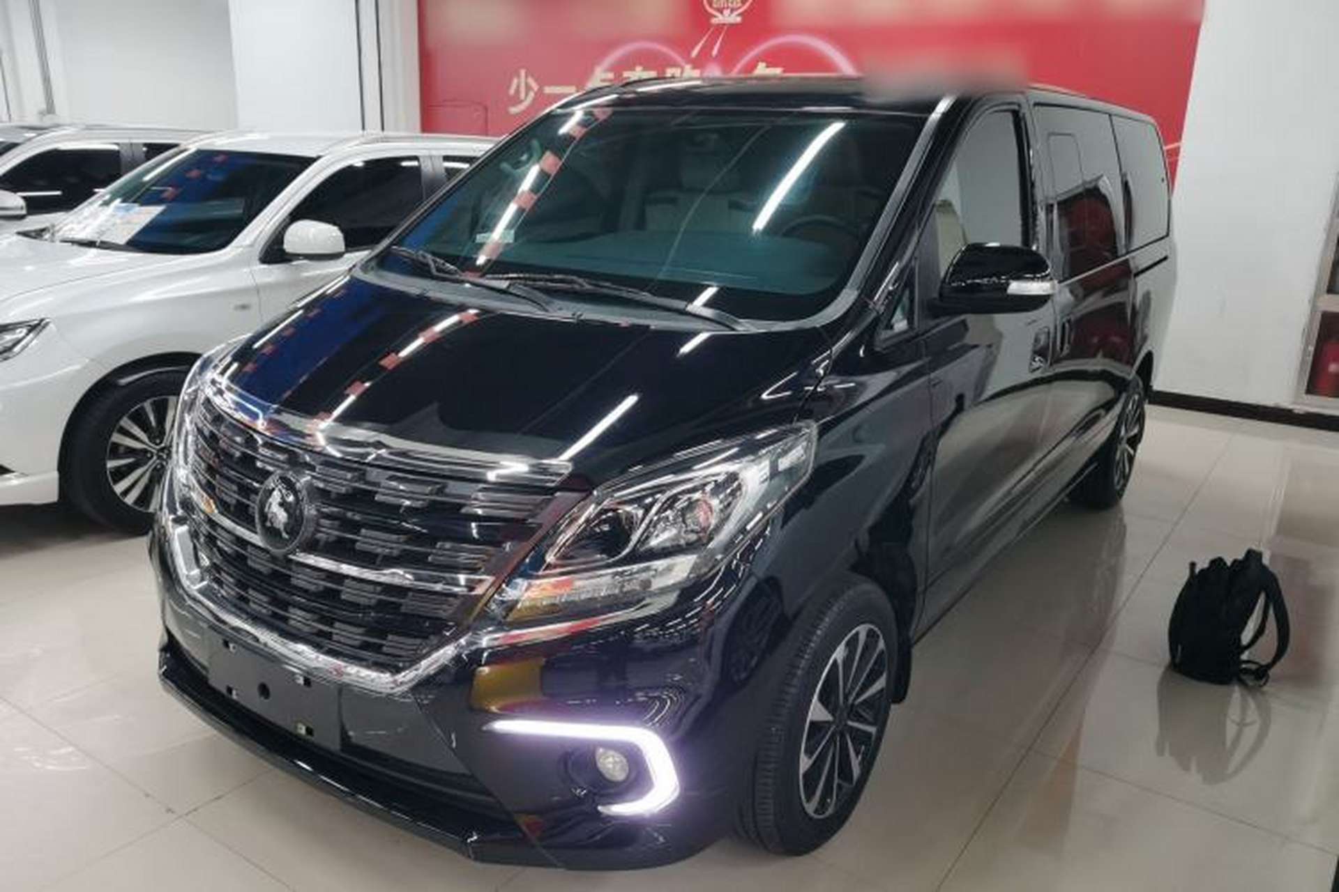 Used FORTHING M7 2022 Lingjue Model 2.0T Automatic Executive Edition Front Left 45 Deg