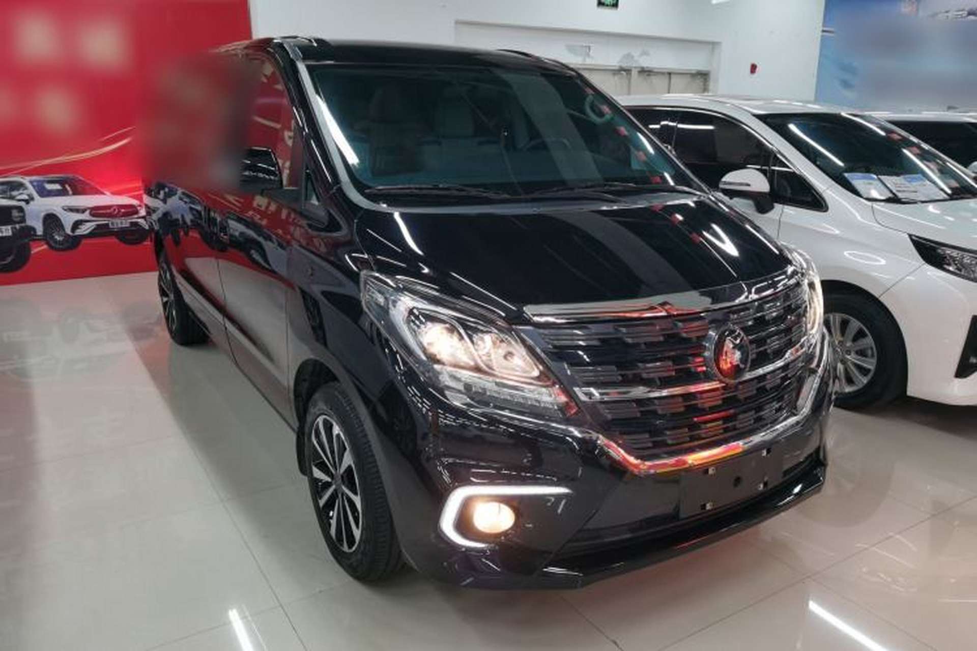 Used FORTHING M7 2022 Lingjue Model 2.0T Automatic Executive Edition Front Right 45 Deg