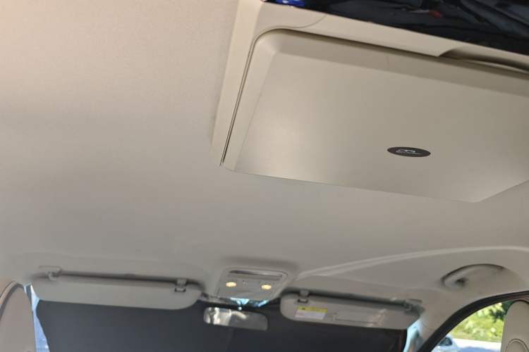 Used FORTHING M7 2022 Lingjue Model 2.0T Automatic Marquis Edition Headliner