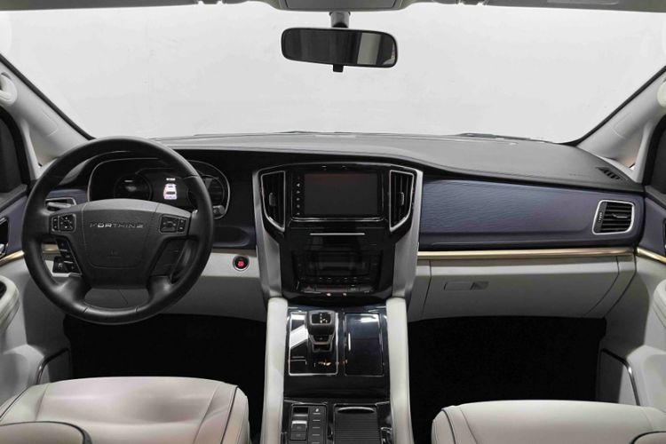 Used FORTHING M7 2022 Lingjue Model 2.0T Automatic Executive Edition Interior 4