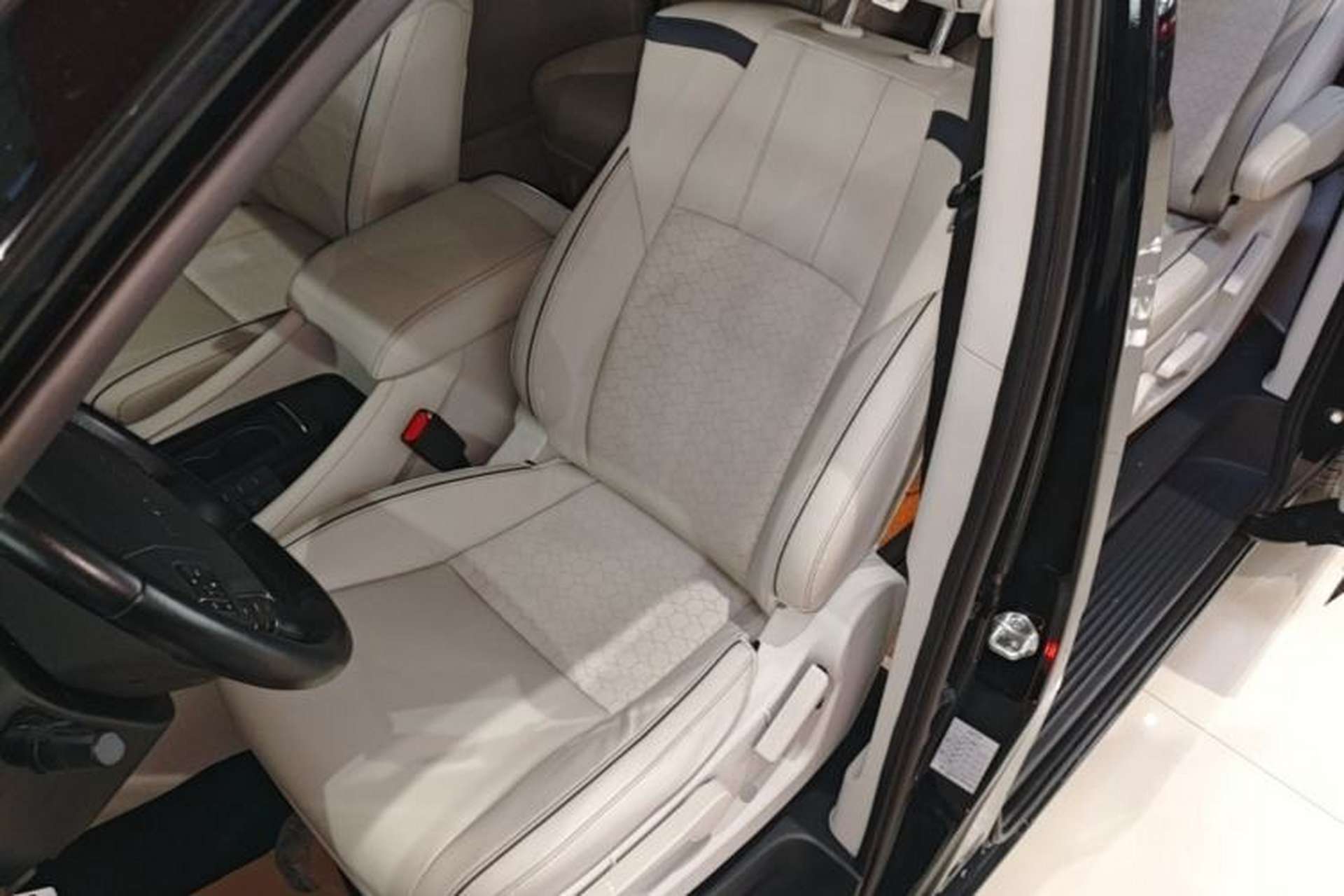 Used FORTHING M7 2022 Lingjue Model 2.0T Automatic Marquis Edition Left Front Seat