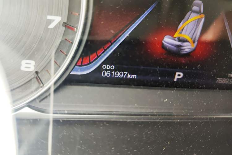 Used FORTHING M7 2022 Lingjue Model 2.0T Automatic Marquis Edition Odometer Close Up