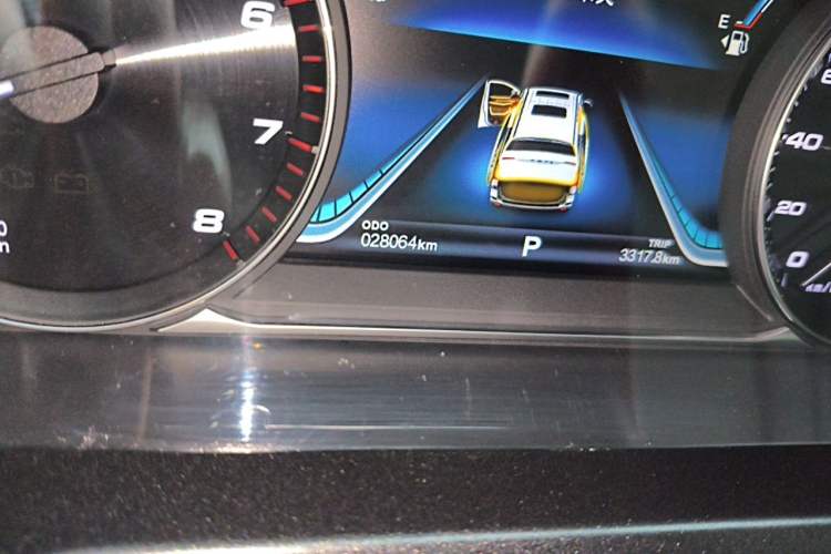 Used FORTHING M7 2022 Lingjue Model 2.0T Automatic Marquis Edition Odometer Close Up
