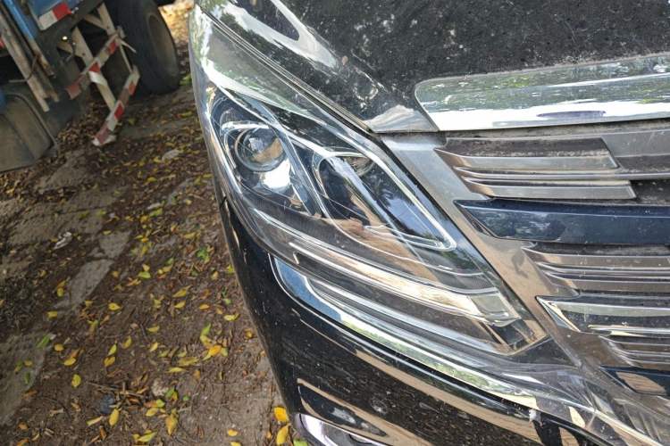 Used FORTHING M7 2022 Lingjue Model 2.0T Automatic Duke Edition Right Front Headlight