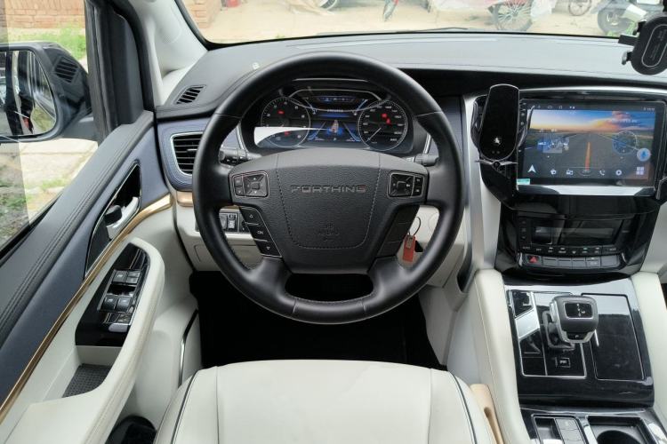 Used FORTHING M7 2022 Lingjue Model 2.0T Automatic Marquis Edition Steering Wheel