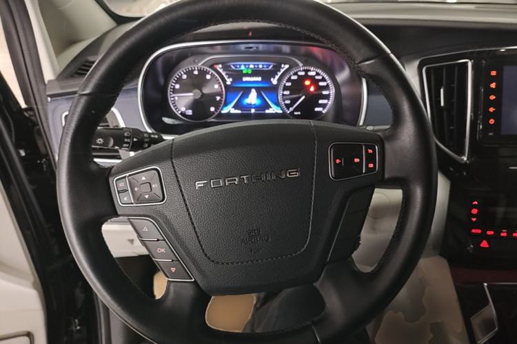 Used FORTHING M7 2022 Lingjue Model 2.0T Automatic Marquis Edition Steering Wheel