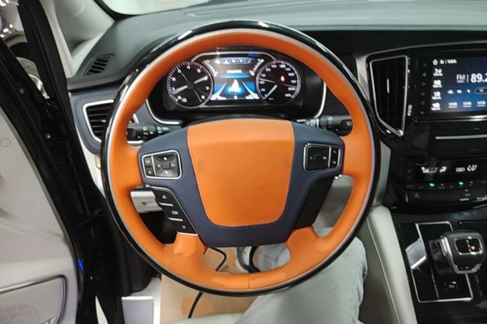 Used FORTHING M7 2022 Lingjue Model 2.0T Automatic Marquis Edition Steering Wheel