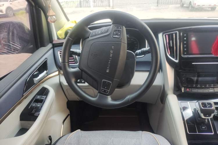 Used FORTHING M7 2022 Lingjue Model 2.0T Automatic Marquis Edition Steering Wheel