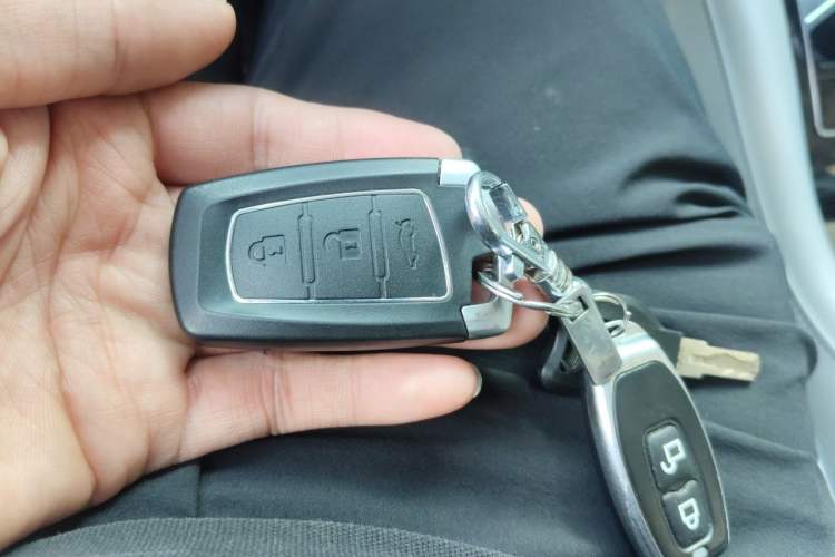 Used FORTHING M7 2022 Lingjue Model 2.0T Automatic Earl Edition Vehicle Key