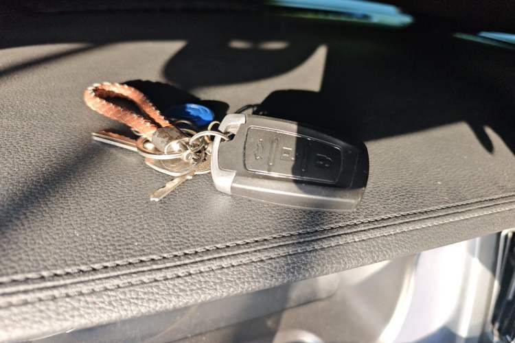 Used FORTHING M7 2022 Lingjue Model 2.0T Automatic Marquis Edition Vehicle Key