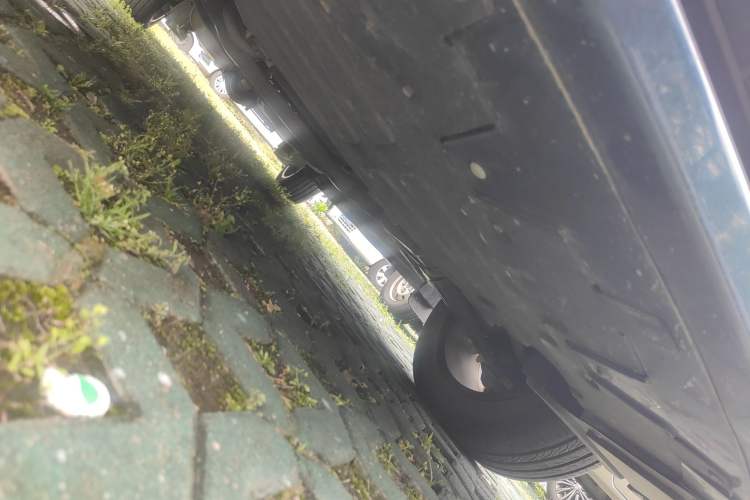 Used FORTHING M7 2022 Lingjue Model 2.0T Automatic Marquis Edition Chassis Rear Right