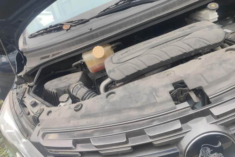 Used FORTHING M7 2022 Lingjue Model 2.0T Automatic Marquis Edition Engine Bay Right