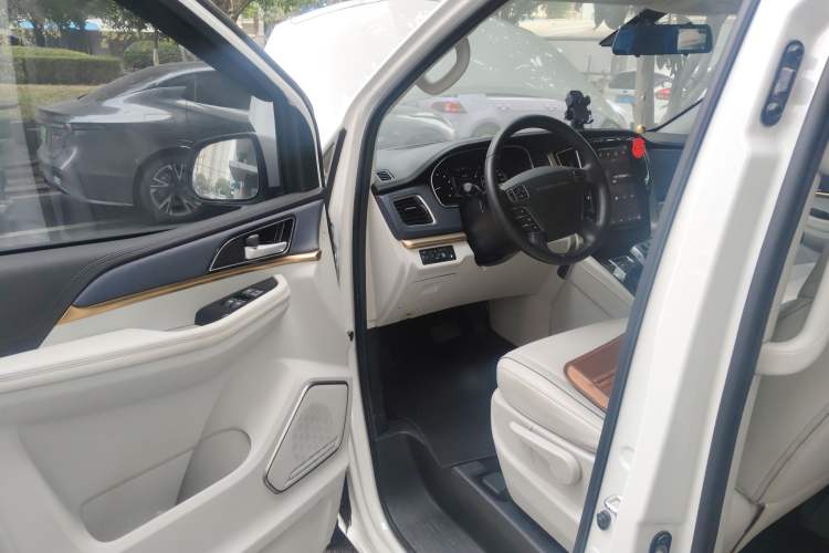 Used FORTHING M7 2022 Lingjue Model 2.0T Automatic Duke Edition Driver Seat