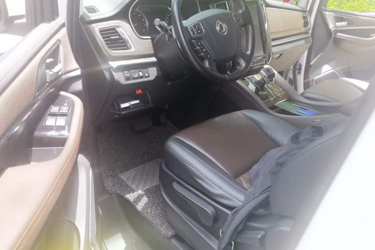 Used FORTHING M7 2022 Lingjue Model 2.0T Automatic Duke Edition Driver Seat