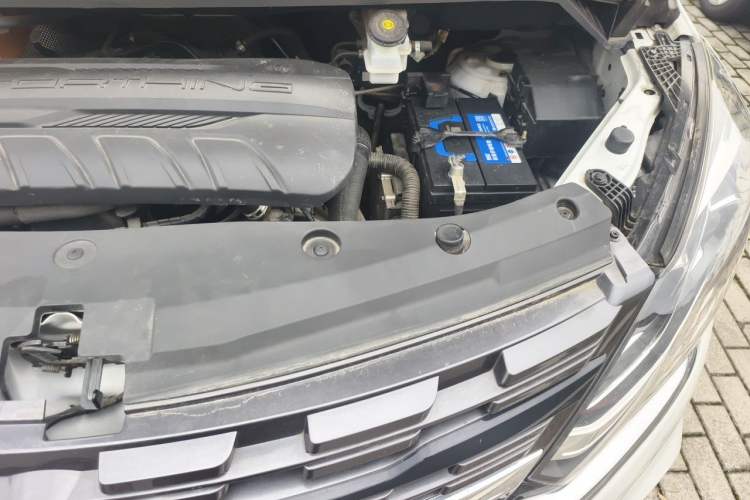 Used FORTHING M7 2022 Lingjue Model 2.0T Automatic Marquis Edition Engine Bay Left