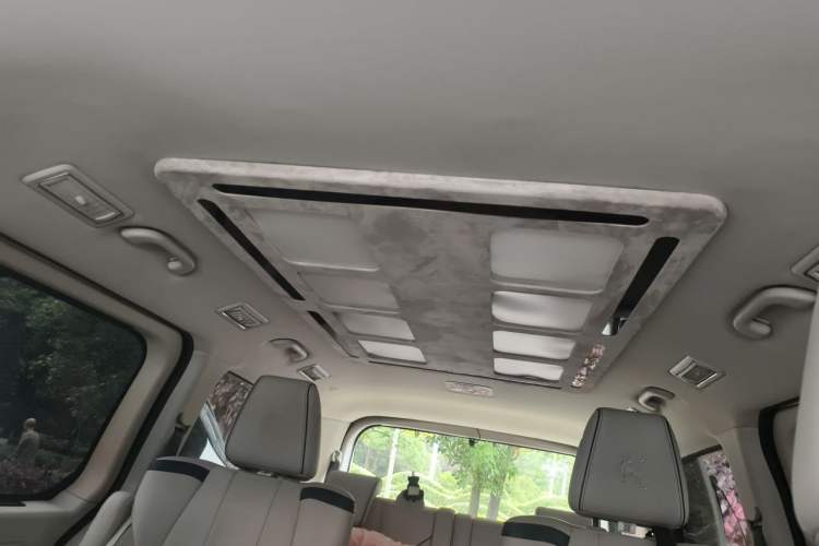 Used FORTHING M7 2022 Lingjue Model 2.0T Automatic Marquis Edition Headliner